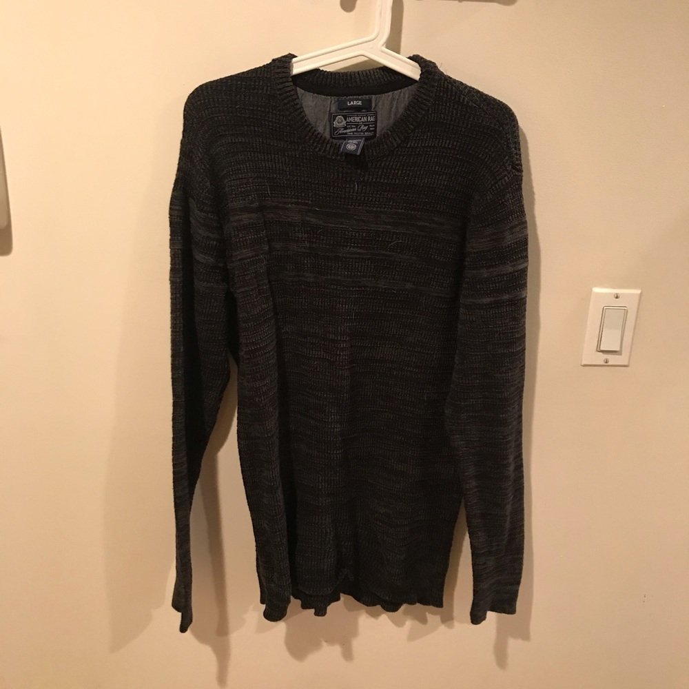 Men’s L -dark green sweater